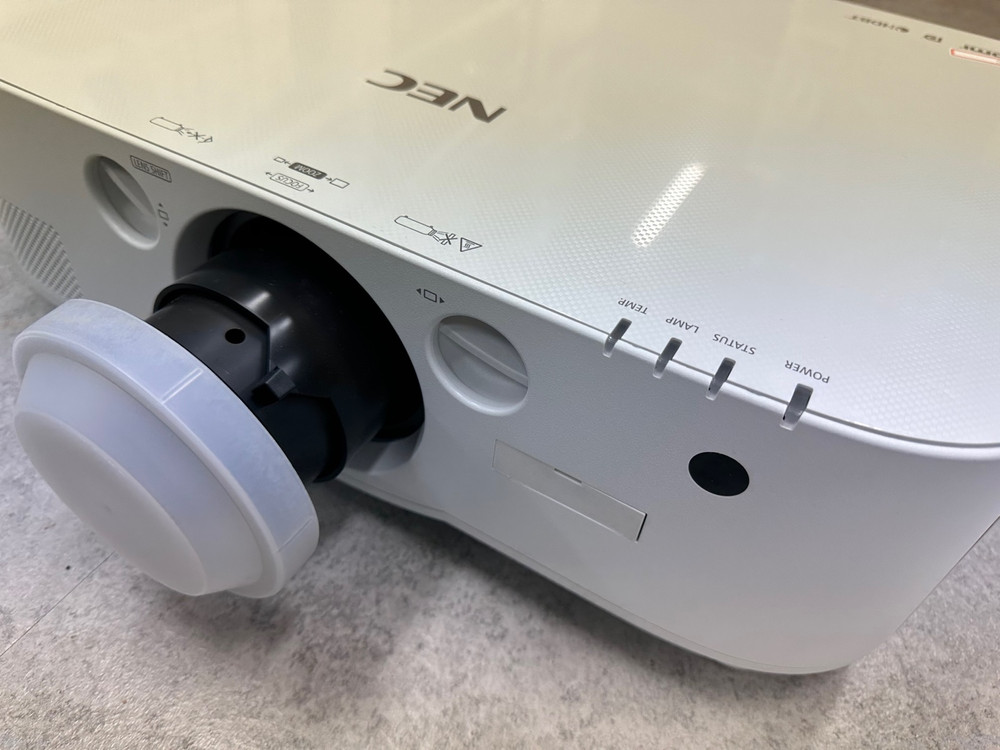 NEC NP-PA722X / PA622X / PA653U / PA703W 중고 빔프로젝터 이미지