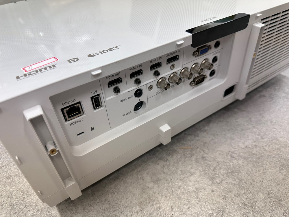 NEC NP-PA722X / PA622X / PA653U / PA703W 중고 빔프로젝터 이미지