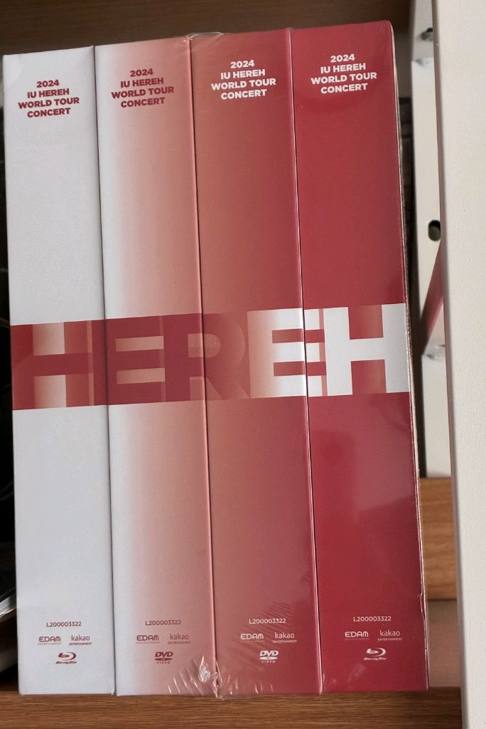 아이유 HEREH 콘서트 DVD+Bluray 이미지