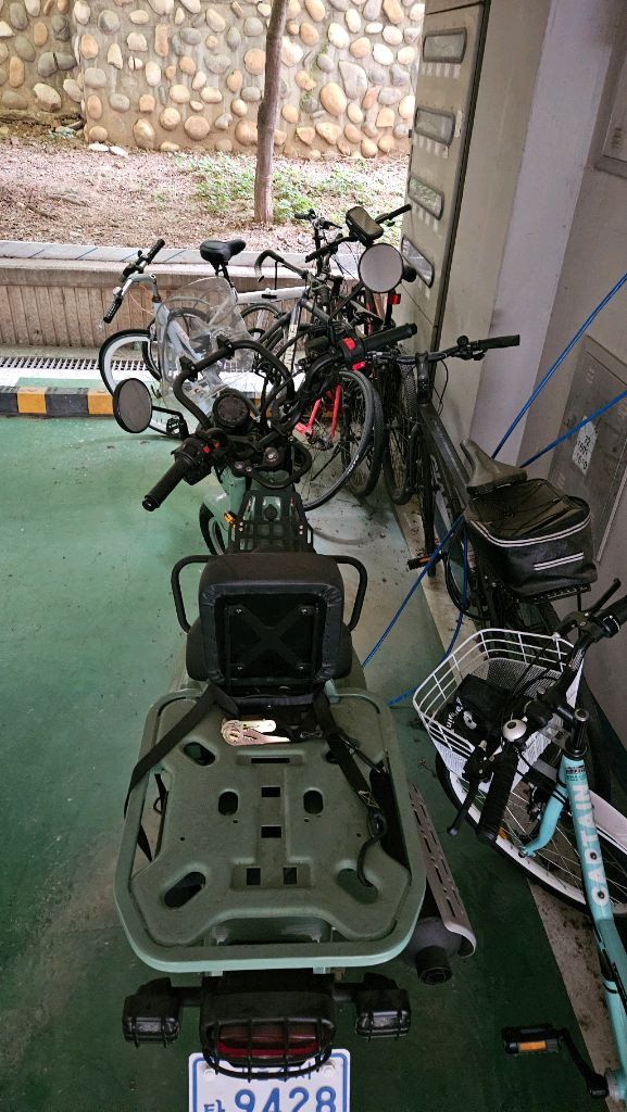 토르125cc 스쿠터 이미지