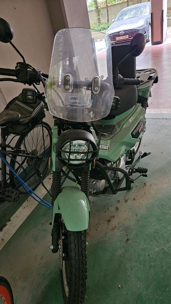 토르125cc 스쿠터 이미지