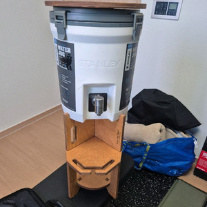 스탠리 7.5L 워터저그, 거치대 이미지