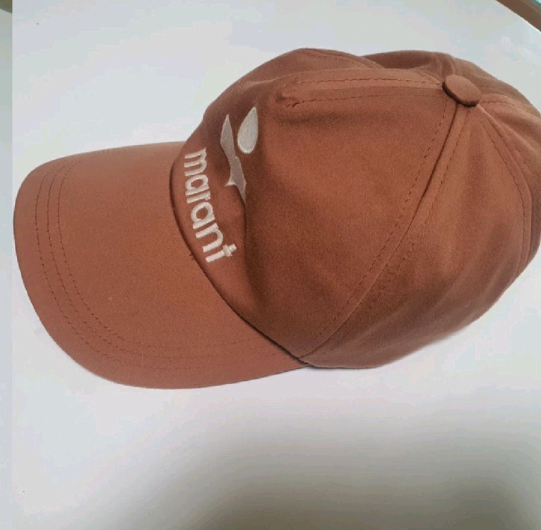 이자벨마랑 볼캡 이미지