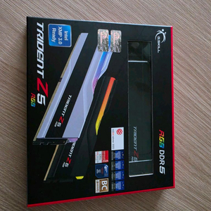 미개봉 지스킬 트라이던트Z5 DDR5 6400 CL32 64G(32*2) 팝니다 이미지
