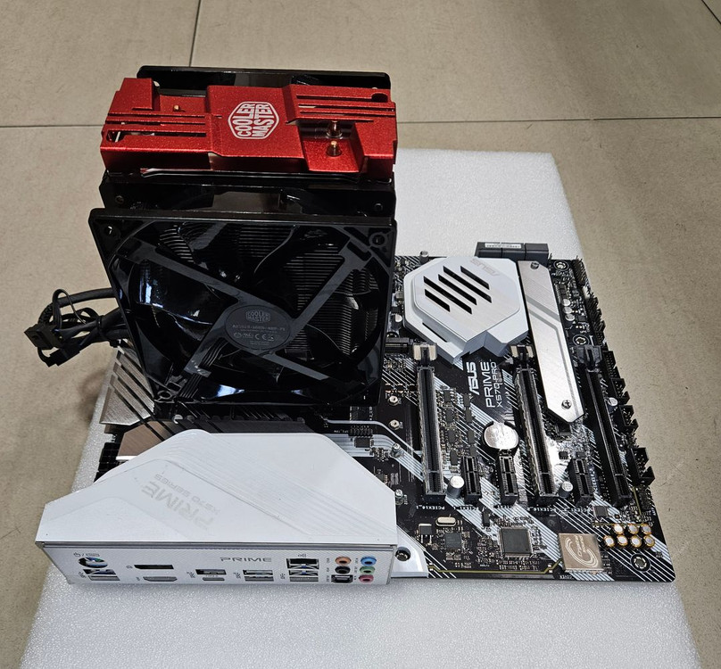 라이젠 9 3900X + ASUS PRIME X570 PRO + 쿨러 이미지