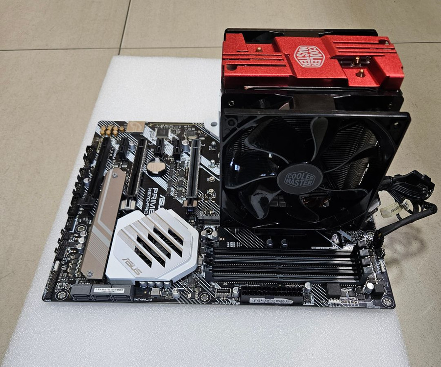 라이젠 9 3900X + ASUS PRIME X570 PRO + 쿨러 이미지