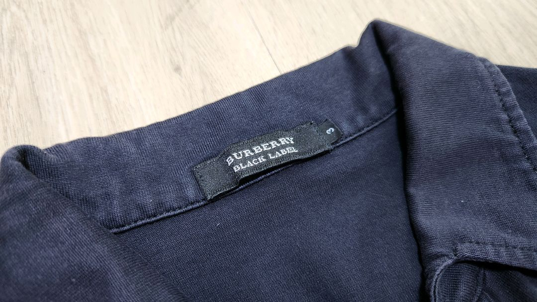 버버리 블랙라벨 BURBERRY BLACK LABEL 반팔 카라 티셔츠 팝니다 이미지