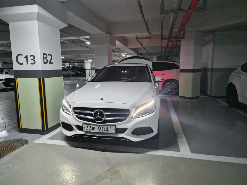 벤츠 c220d 아방가르드 이미지