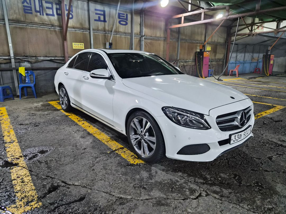 벤츠 c220d 아방가르드 이미지
