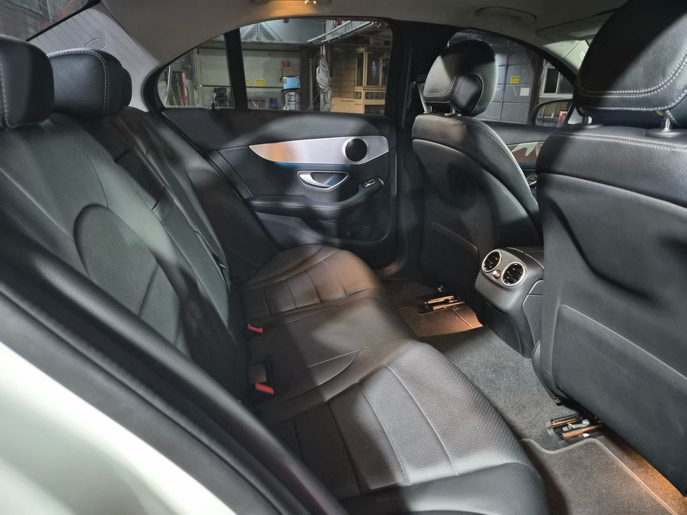 벤츠 c220d 아방가르드 이미지