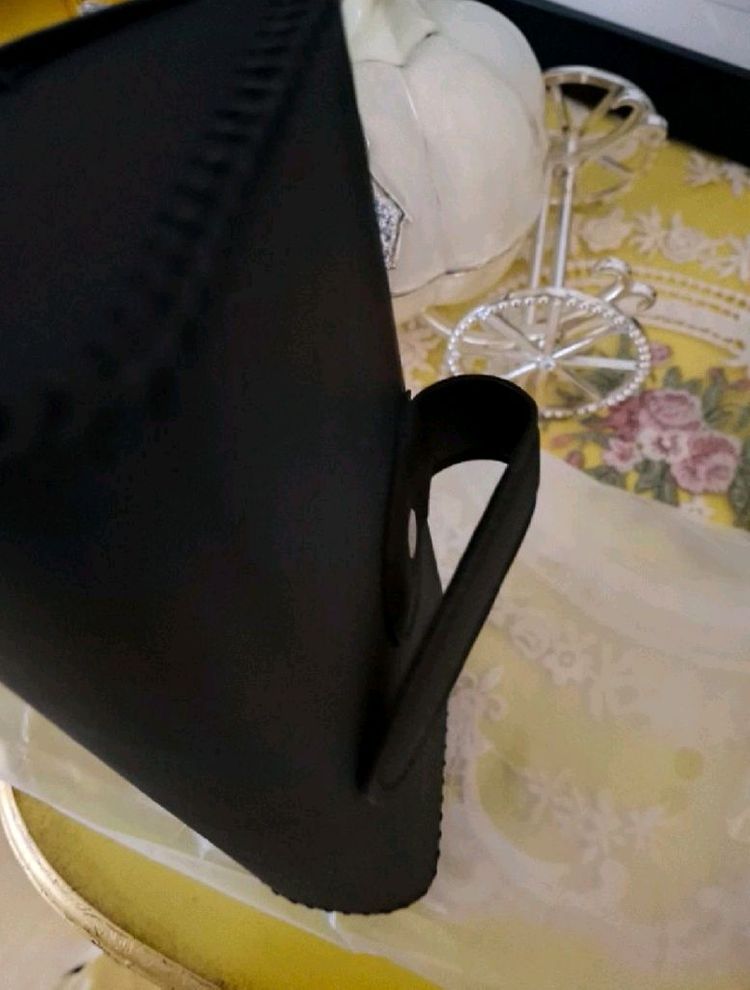 샤넬풍 선글라스 안경 거치대 차량용 이미지