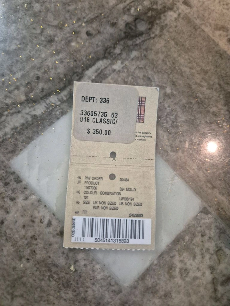 정품 버버리 체크 패턴 반지갑 이미지