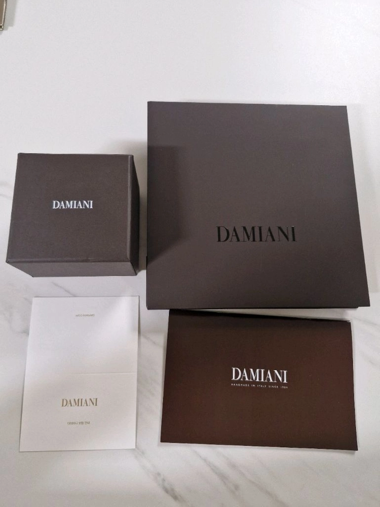 다미아니 미니 귀걸이케이스 박스 쇼핑백팝니다 이미지