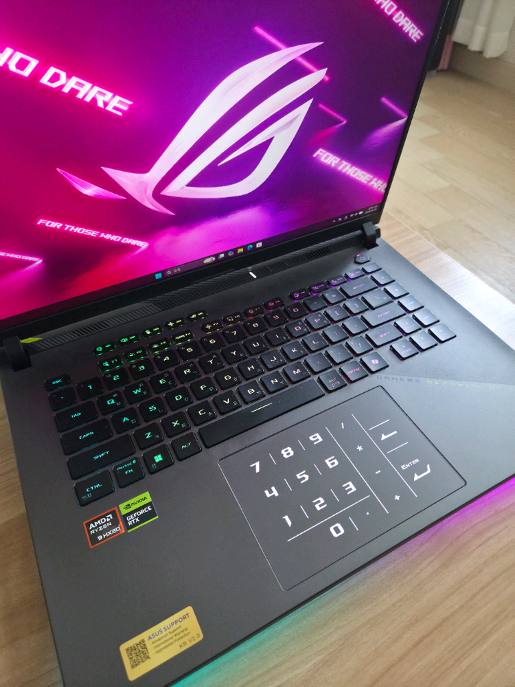 [단순개봉] ASUS ROG Strix G16 - 9955HX3D + RTX 5070 Ti + 32GB 이미지