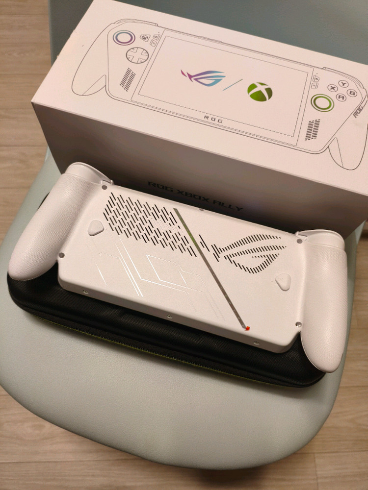 엑스박스 로그엘라이 엑갈리 백숙 판매합니다. umpc 로갈리 스팀덱 Xbox ally 이미지