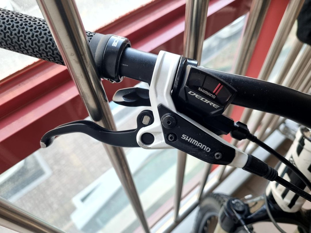 첼로 XC30 MTB 자전거 이미지