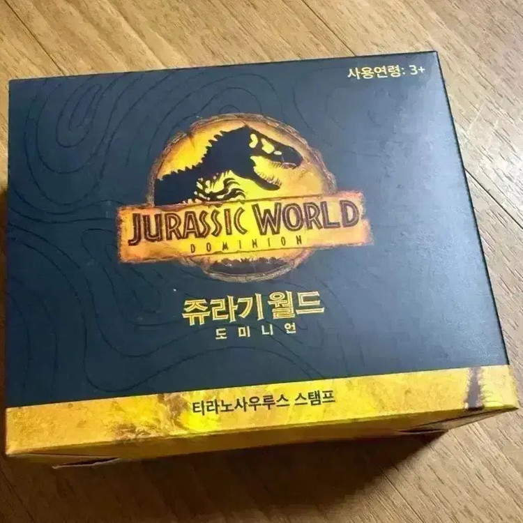 쥬라기월드 도미니언 피규어 공룡 아트카드 아이맥스4DX 포스터 스페셜티켓 이미지