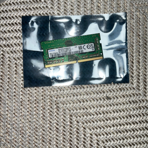 삼성 DDR4 3200 8GB 노트북 램 판매합니다 이미지