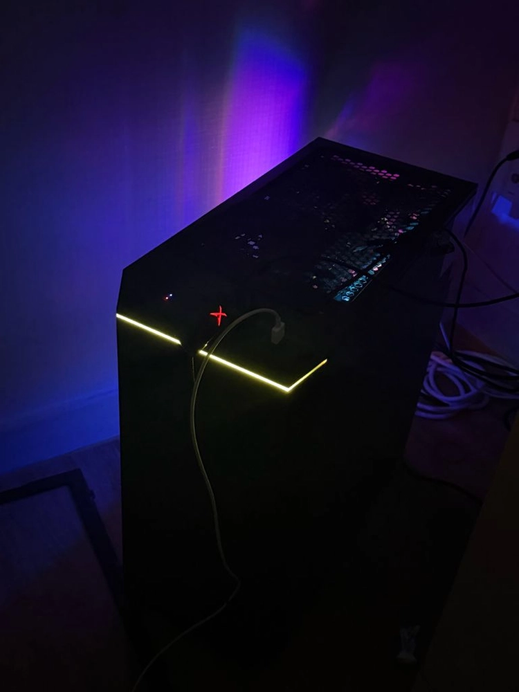 게이밍 본체(7800x3d/32GB/3060 12GB - 안심되는 중고거래