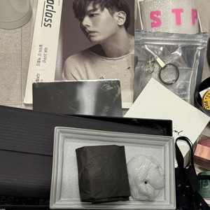 박효신 콘서트 뮤지컬 굿즈(웃는 남자 인센스홀더, 베토벤 렌티큘러, 2019stpd투명키링등) 이미지
