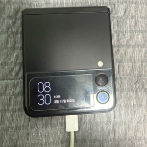 갤럭시 z플립3 256g 판매합니다 이미지