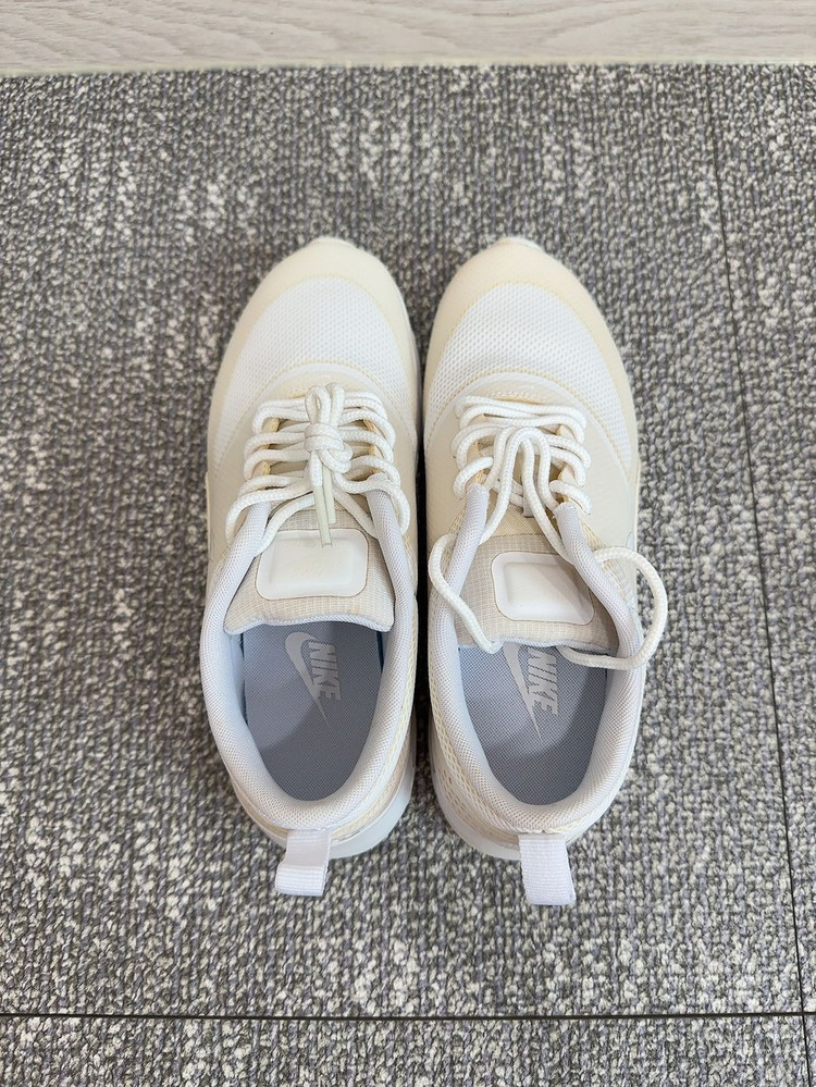[240] 나이키 에어맥스 테아 화이트 이미지