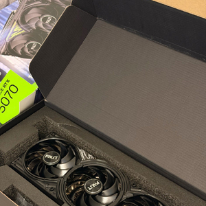 RTX 5070 팰릿 게이밍 프로 이미지