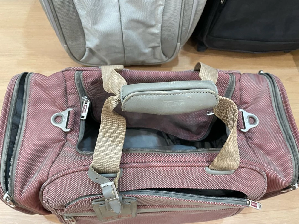 정품 투미여행 캐리어 투미보스턴가방 이미지
