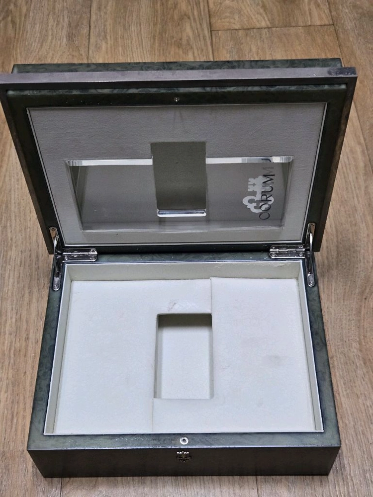 빈티지 코럼 CORUM 하이엔드라인 오리지날 대형 우드박스 이미지