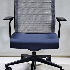 스틸케이스 씽크 의자 (Steelcase Think Chair, THK-13201) 이미지