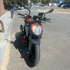 300cc 오토바이 이미지