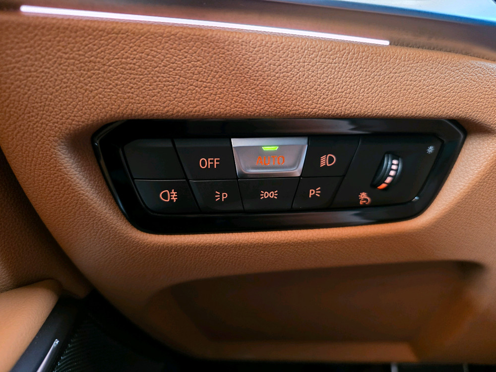 BMW 320I 투어링 MSP 이미지