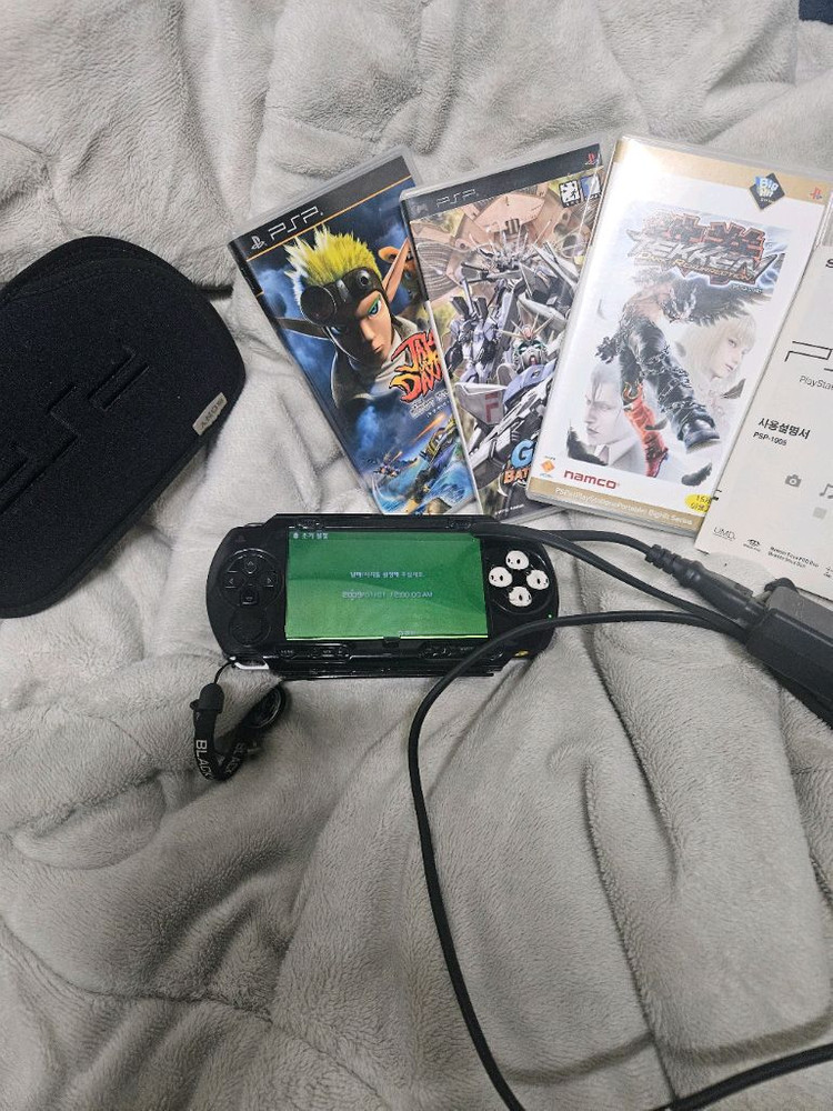 PSP 1005 번들 게임 (레이싱게임/건담/잭앤덱스터) 세트 이미지