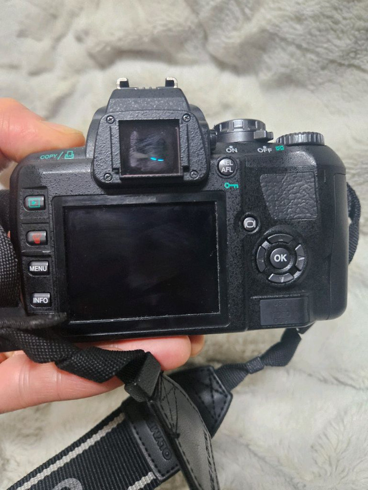 올림푸스 E-410 DSLR 카메라 레트로 디카 빈티지카메라 이미지