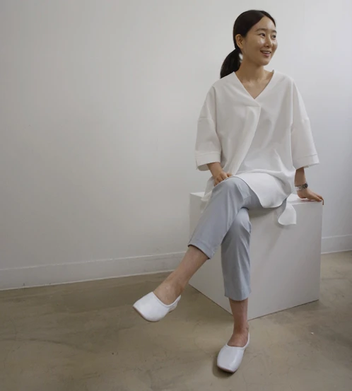 홀릭홀릭 제작 루즈핏 블라우스 코스 cos 느낌 임산부 임부복 이미지