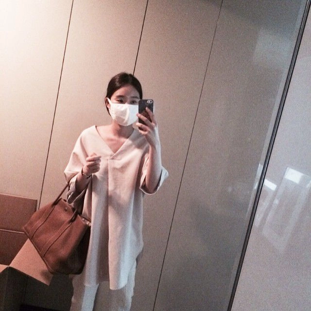 홀릭홀릭 제작 루즈핏 블라우스 코스 cos 느낌 임산부 임부복 이미지