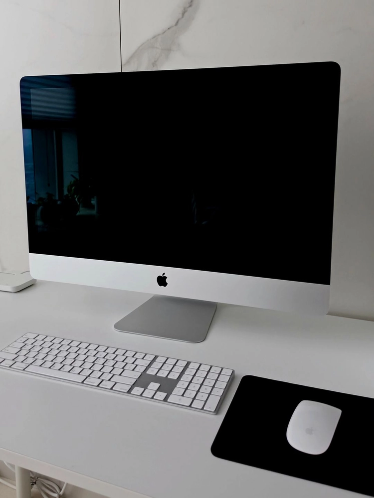 애플 아이맥 2020 27인치/8-Core i7/Radeon Pro 5500/8GB DDR4/512GB 이미지