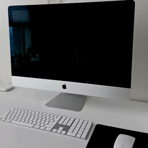 애플 아이맥 2020 27인치/8-Core i7/Radeon Pro 5500/8GB DDR4/512GB 이미지