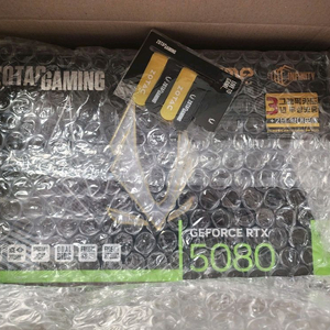 미개봉 조텍 RTX 5080 팝니다. 이미지