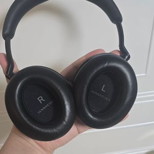 젠하이저 모멘텀 4 와이어리스(Momentum 4 Wireless) 이미지