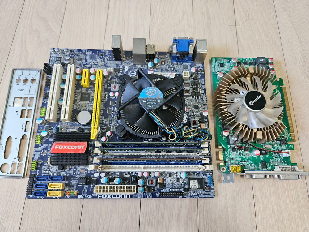 i5-2500 메인보드(백패널포함) 램10기가(4+4+2) 그래픽카드 셋트 이미지