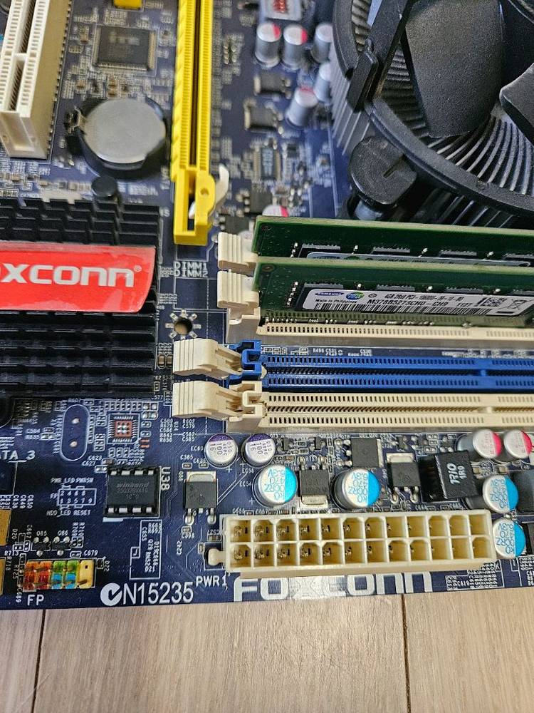 i5-2500 메인보드(백패널포함) 램10기가(4+4+2) 그래픽카드 셋트 이미지