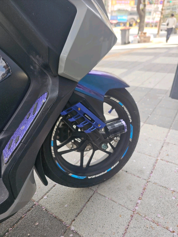 350cc 스쿠터 이미지