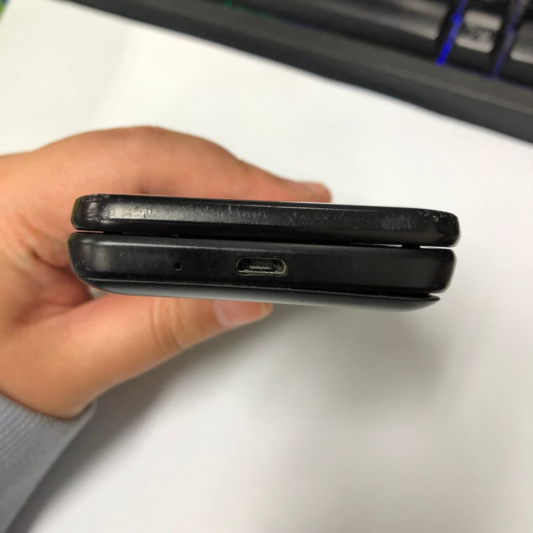 .갤럭시폴더2 16GB 블랙 중고폰 공신폰 자녀폰 공부폰 효도폰 202311 이미지