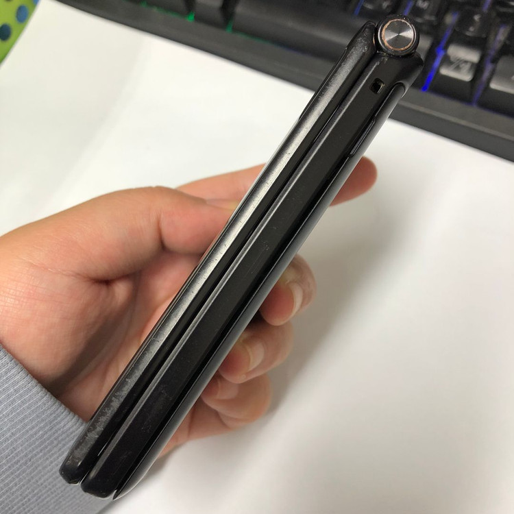 .갤럭시폴더2 16GB 블랙 중고폰 공신폰 자녀폰 공부폰 효도폰 202311 이미지