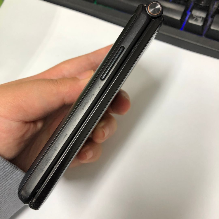 .갤럭시폴더2 16GB 블랙 중고폰 공신폰 자녀폰 공부폰 효도폰 202311 이미지