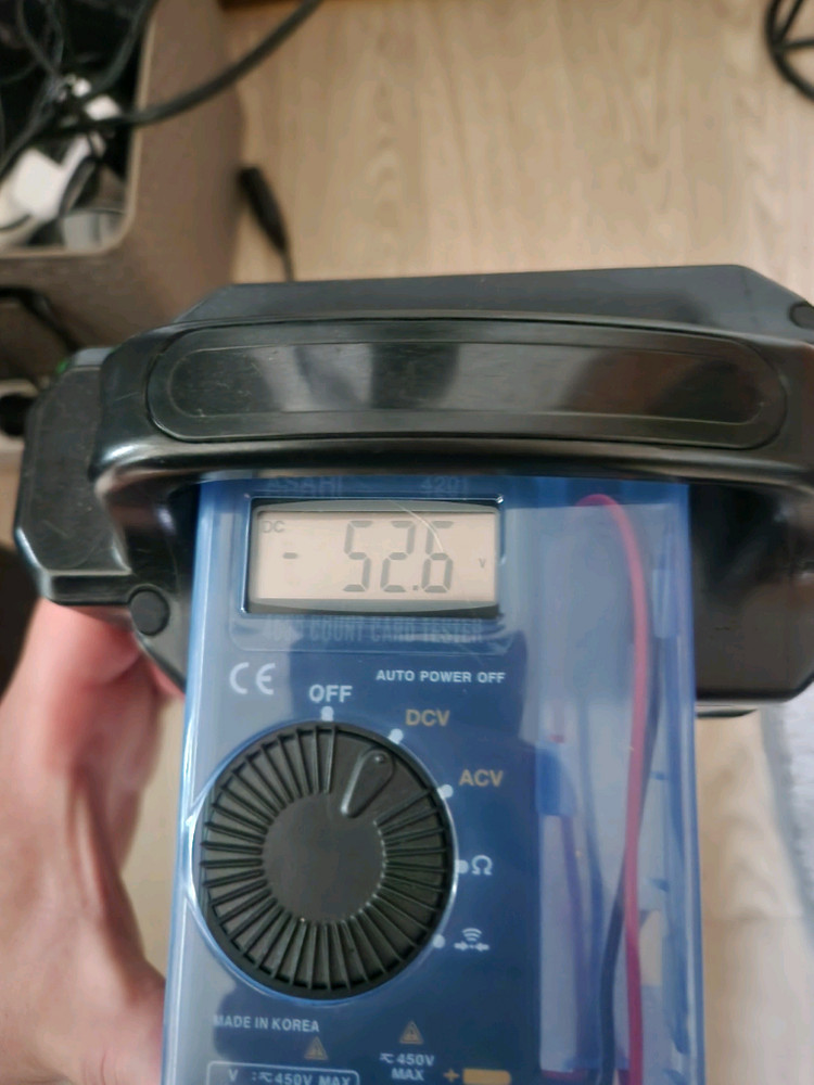 타이탄700 21ah 배터리팝니다 이미지
