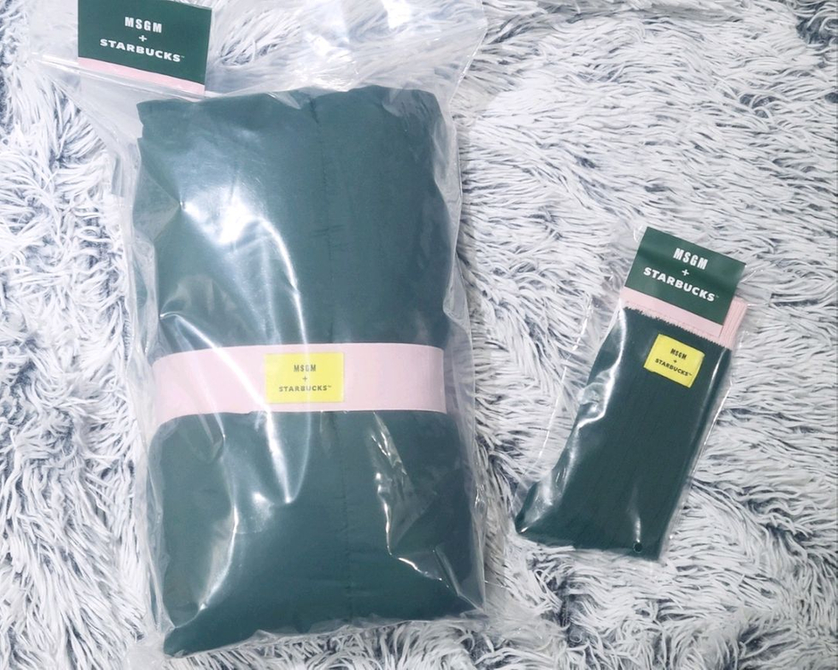 (1세트할인) 스타벅스 프리퀀시 MSGM 블랭킷 담요 그린 양말 새상품 미개봉 2종 세트 이미지