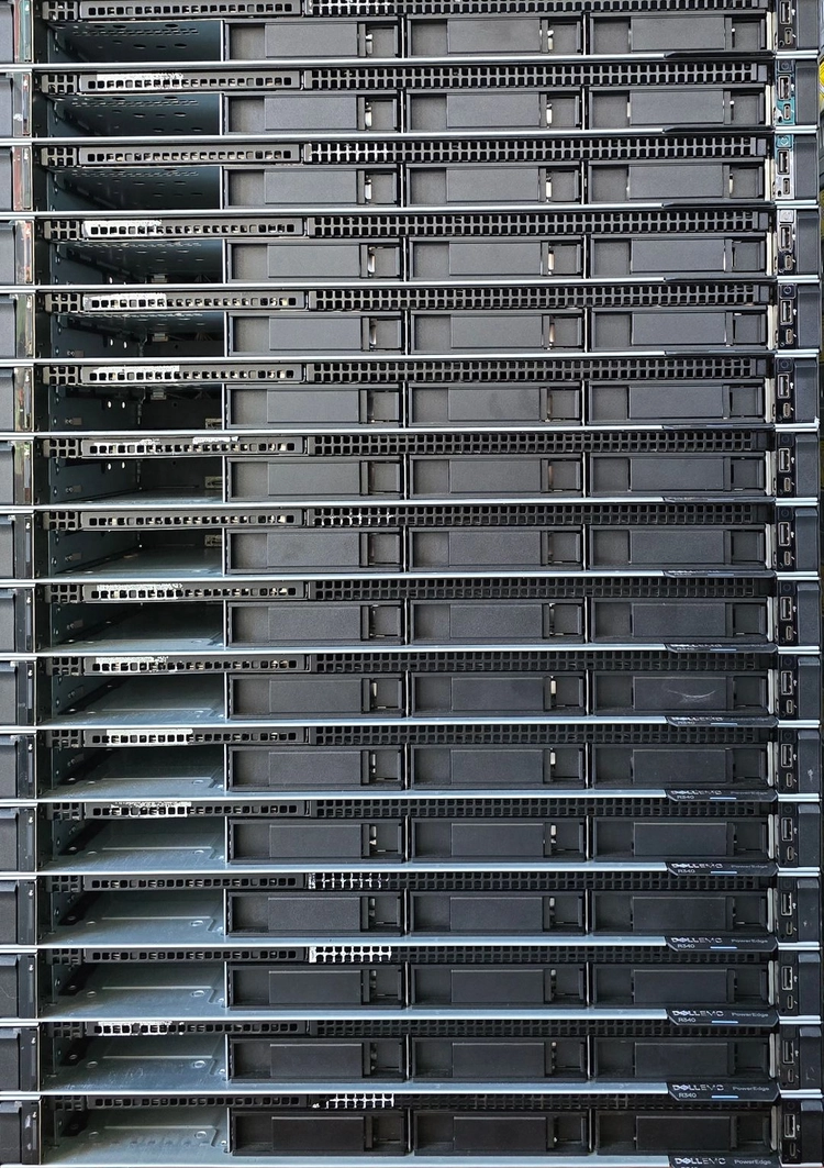 (1U 서버) DELL R340 LFF 4BAY E-2144G 중고서버 이미지