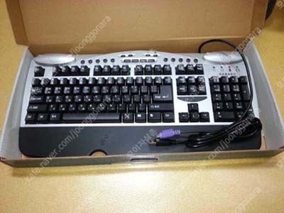 컴퓨터키보드 usb스피커 usb사운드카드 헤드셋단자 이미지
